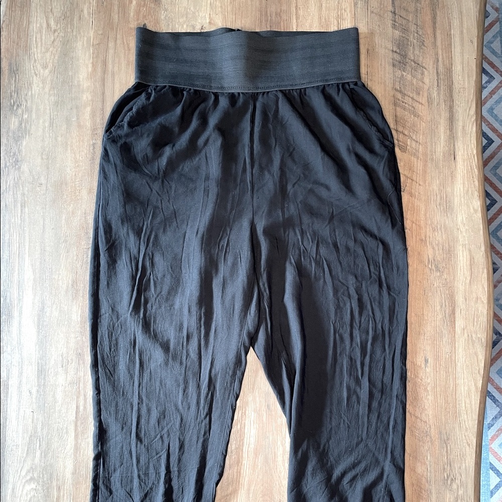 Queen tummy tamer pants
